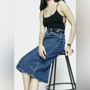 Reformation Jayde High Rise Denim Midi Skirt in “Hana” blue wash Size 23